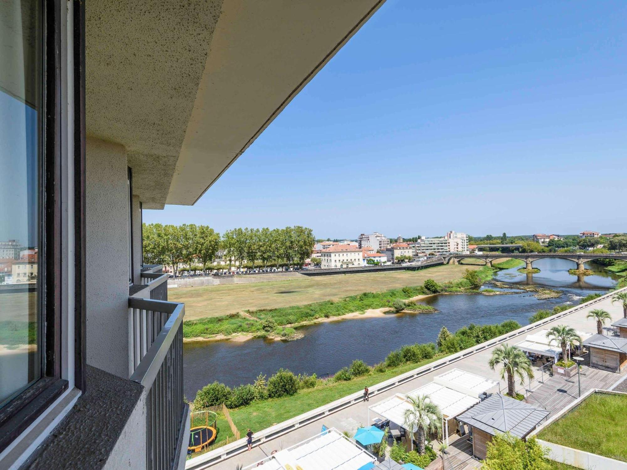 Ibis Styles Dax Centre Hotel Exterior photo